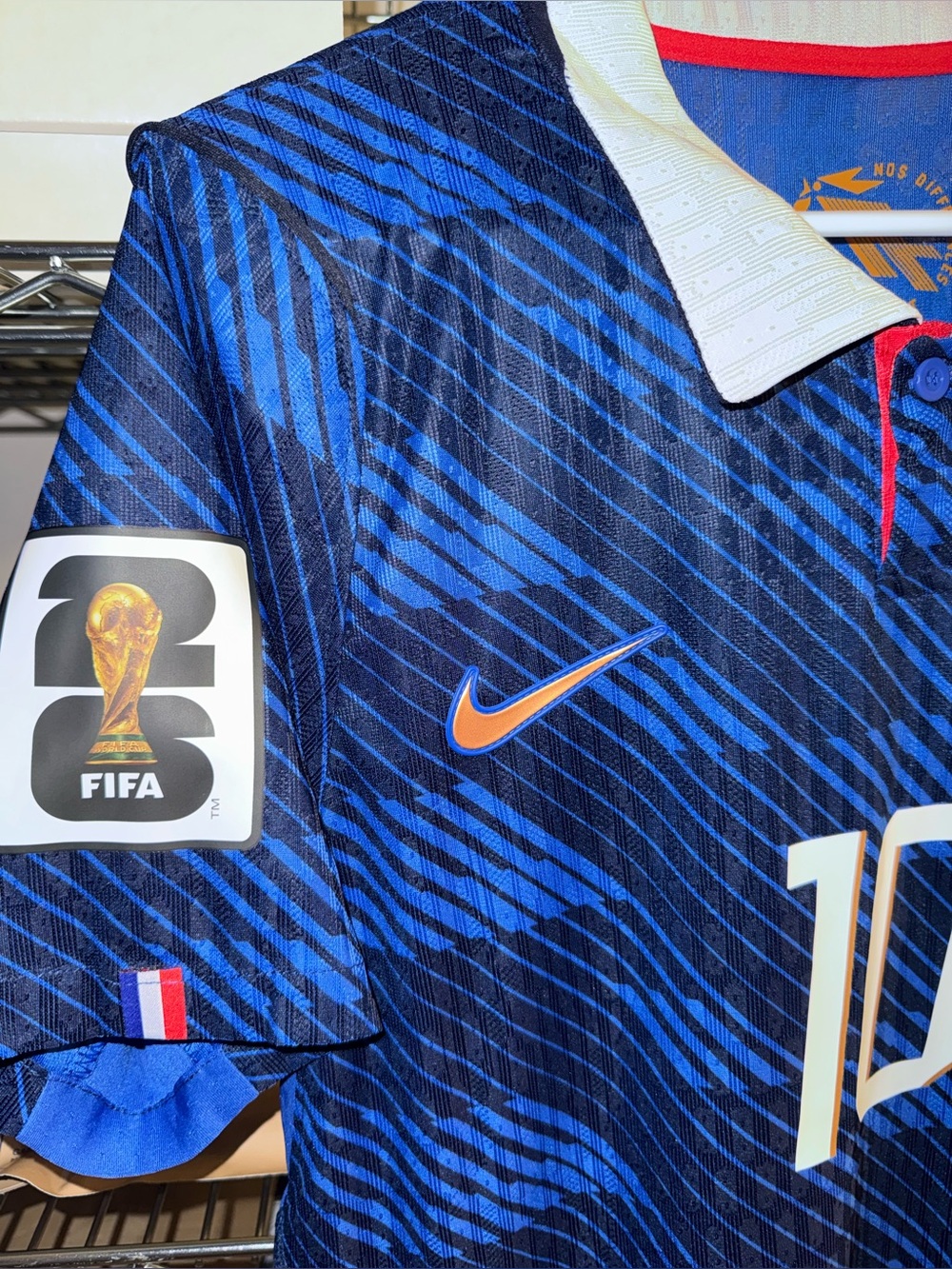 Nike France 2026 Mbappe #10 Men’s Home Soccer Jersey 🆕 - Picture 5 of 8